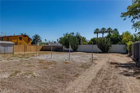 Exterior - 3342 Eucalyptus Ave, Riverside, CA 92507 photo 10 of 20