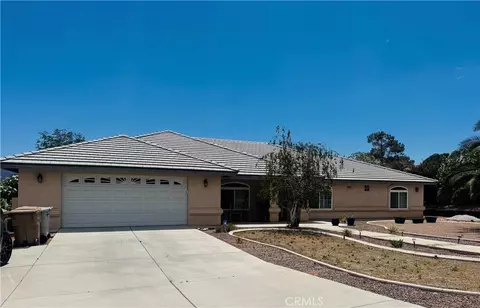 18641 Niles, Hesperia, CA 92345