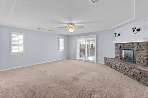 Living - 18641 Niles, Hesperia, CA 92345 photo 10 of 11