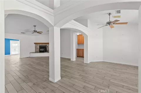 Living - 18641 Niles, Hesperia, CA 92345 photo 2 of 11