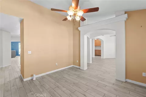 Entry Way - 18641 Niles, Hesperia, CA 92345 photo 2 of 4