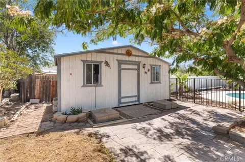 Exterior - 18641 Niles, Hesperia, CA 92345 photo 8 of 14