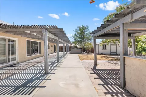 Exterior - 18641 Niles, Hesperia, CA 92345 photo 7 of 14