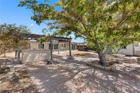 Exterior - 18641 Niles, Hesperia, CA 92345 photo 12 of 14