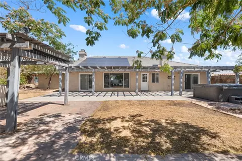Exterior - 18641 Niles, Hesperia, CA 92345 photo 6 of 14
