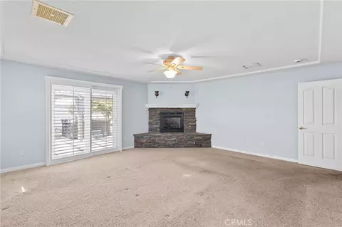 Living - 18641 Niles, Hesperia, CA 92345 photo 11 of 11