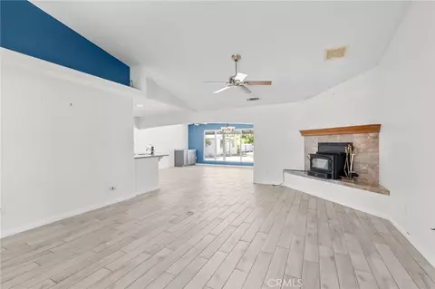Living - 18641 Niles, Hesperia, CA 92345 photo 5 of 11