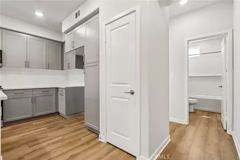 Entry Way - 9536 Hannah Way, Riverside, CA 92503 photo 4 of 5