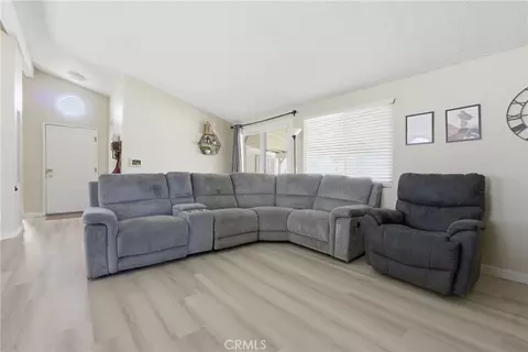 140 W Pioneer #72, Redlands, CA 92374 photo 5
