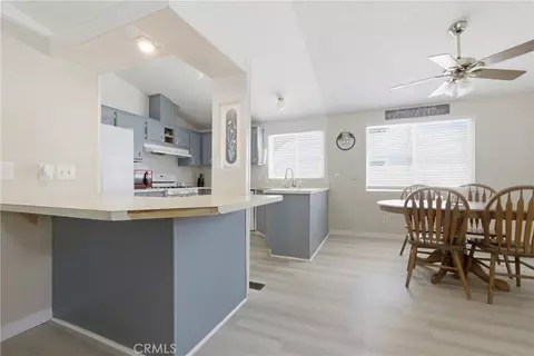 140 W Pioneer #72, Redlands, CA 92374 photo 6