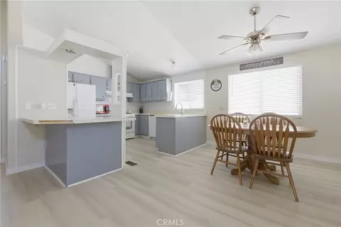 140 W Pioneer #72, Redlands, CA 92374 photo 7