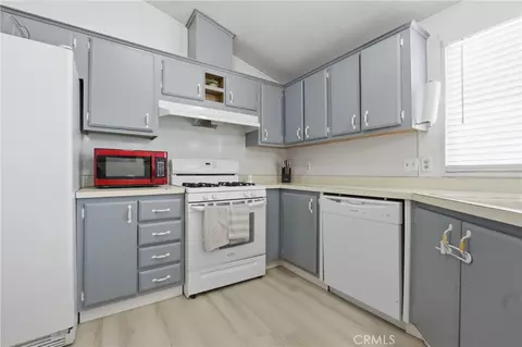 140 W Pioneer #72, Redlands, CA 92374 photo 10