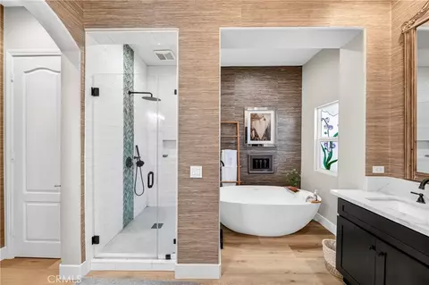 Bath - 16375 Ory, Riverside, CA 92503 photo 4 of 8