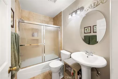 Bath - 1340 Sunrise Cir S, Upland, CA 91784 photo 1 of 4