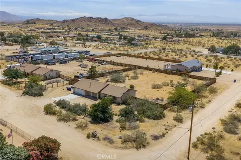 View/Area - 15072 Desert Star Rd, Apple Valley, CA 92307 photo 2 of 3
