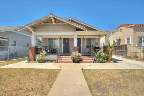 1031 W 61st St, Los Angeles, CA 90044