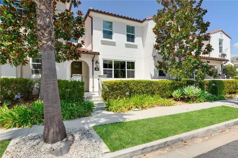 870 E Mountain Way #C, Azusa, CA 91702
