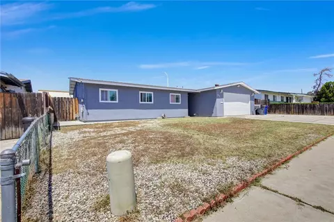 Exterior - 910 Saint George Ct, Spring Valley, CA 91977 photo 1 of 3