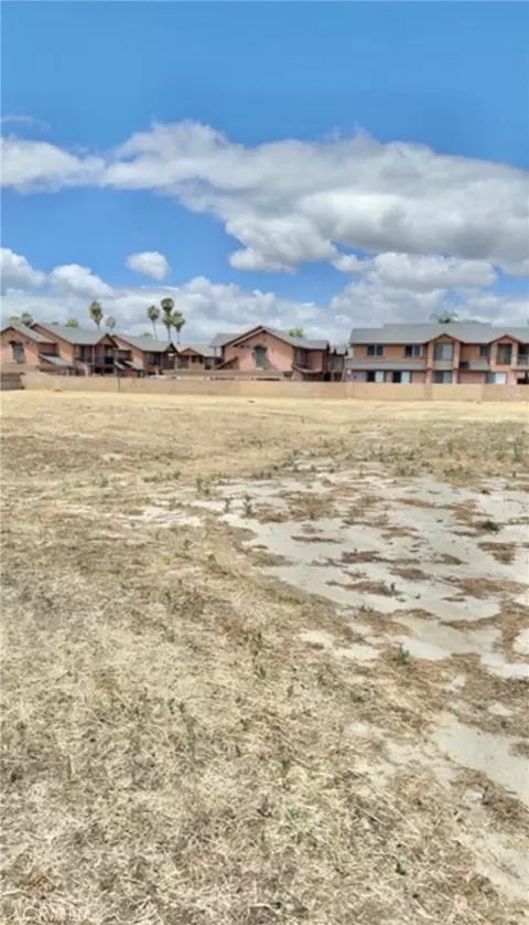 26355 Girard St, Hemet, CA 92544