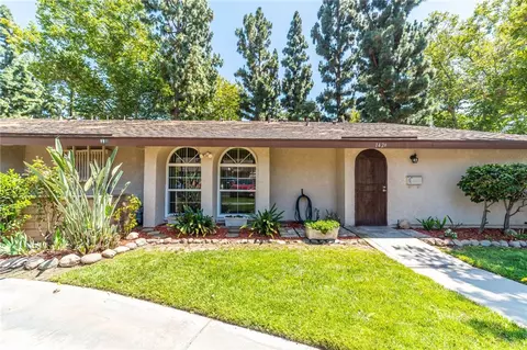 1426 Fredericks, Upland, CA 91786 photo 2