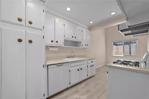 1426 Fredericks, Upland, CA 91786 photo 17