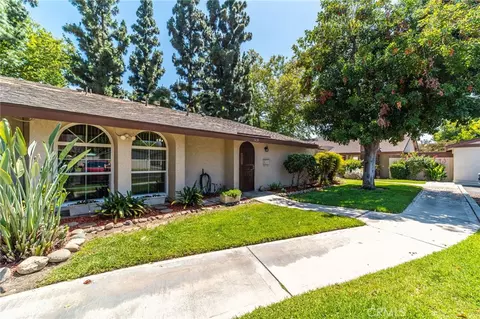 1426 Fredericks, Upland, CA 91786 photo 3