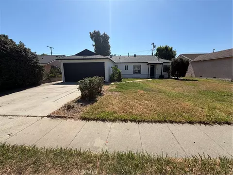 7931 Newcastle Ave, Reseda, CA 91335