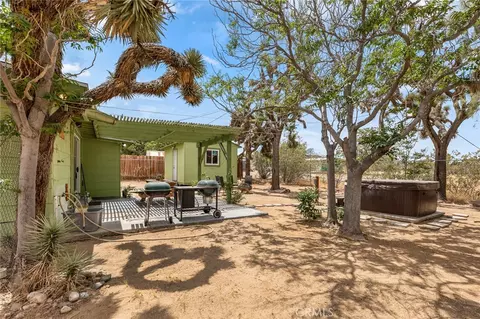 Exterior - 7526 Palm, Yucca Valley, CA 92284 photo 6 of 8