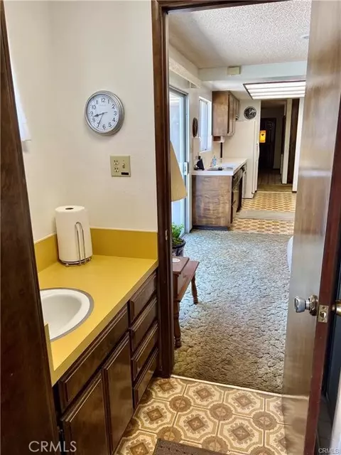 Entry Way - 8978 7th, Hesperia, CA 92345 photo 2 of 4