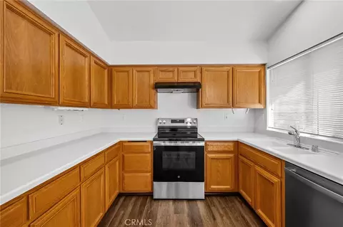 Kitchen - 11545 Francisco, Apple Valley, CA 92308 photo 3 of 4