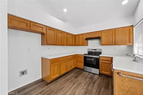 Kitchen - 11545 Francisco, Apple Valley, CA 92308 photo 2 of 4