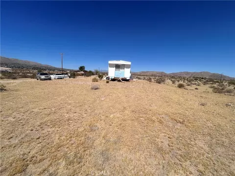 62756 Petunia Dr, Joshua Tree, CA 92252 photo 4