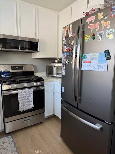 Kitchen - 10730 Holly Mdws #B, Santee, CA 92071 photo 2 of 3