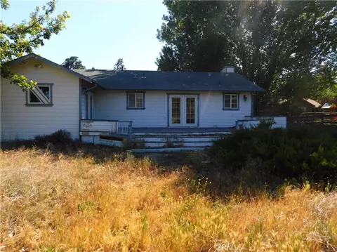 Exterior - 23441 Lakeview, Tehachapi, CA 93561 photo 5 of 7