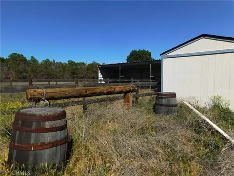 Exterior - 23441 Lakeview, Tehachapi, CA 93561 photo 7 of 7