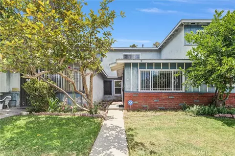 30 Camelback N, Carson, CA 90745