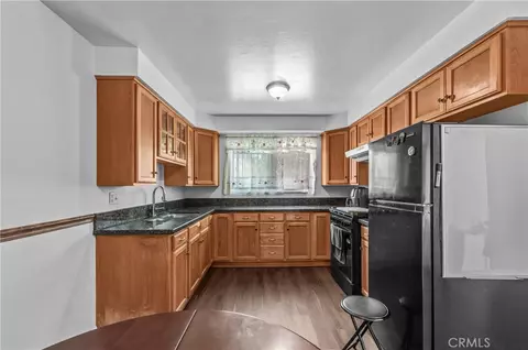 Kitchen - 30 Camelback N, Carson, CA 90745 photo 1 of 5
