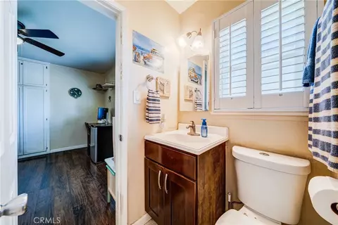 Bath - 621 E Cypress, Glendora, CA 91741 photo 1 of 4