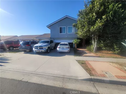 2305 W Hemlock, Santa Ana, CA 92704