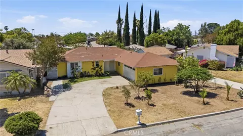 201 W Rosewood, Rialto, CA 92376