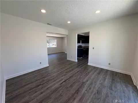 Living - 813 Doyle Ave, Redlands, CA 92374 photo 7 of 8
