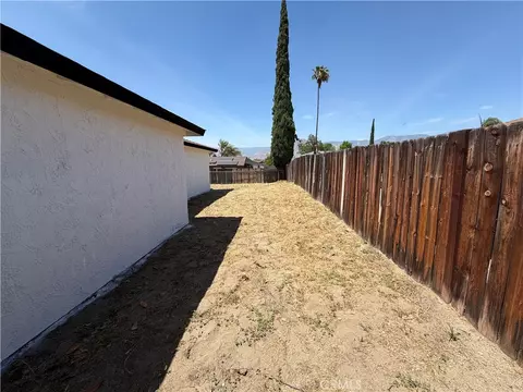 Exterior - 813 Doyle Ave, Redlands, CA 92374 photo 11 of 11