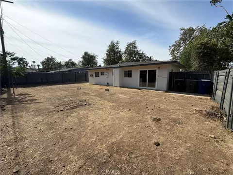 Exterior - 5750 Willard Way, Riverside, CA 92504 photo 5 of 9