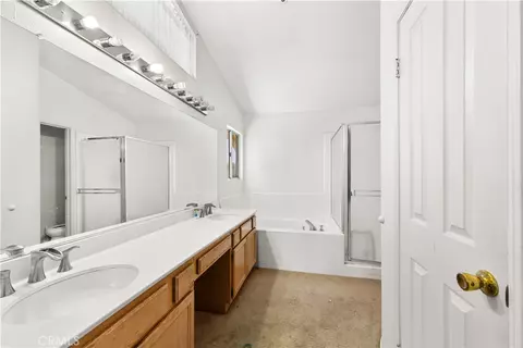 Bath - 7173 Kittyhawk, Fontana, CA 92336 photo 2 of 3