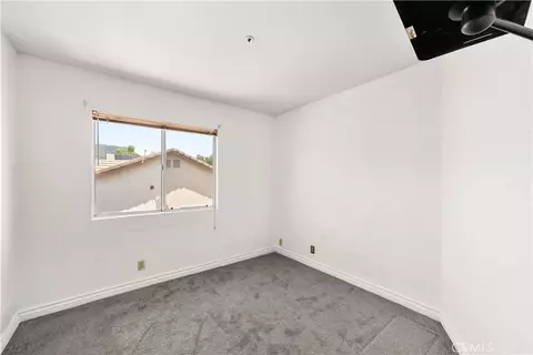 Bedroom - 7173 Kittyhawk, Fontana, CA 92336 photo 2 of 7