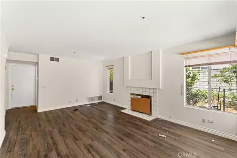 Living - 7173 Kittyhawk, Fontana, CA 92336 photo 4 of 6