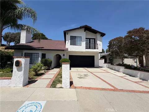27589 Elder View Dr, Valencia, CA 91354
