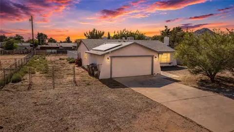 15456 Dale Evans Pkwy, Apple Valley, CA 92307