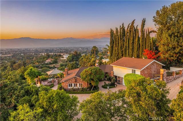2333 N Coronet Ct, Covina, CA 91724