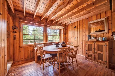 Dining - 24085 Alpine, Crestline, CA 92325 photo 1 of 3